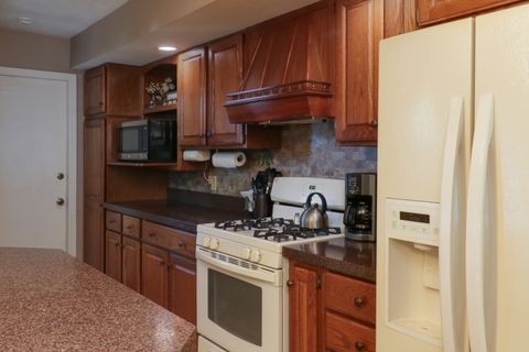 Tiny photo for 3 Kenfield Circle, Bloomington, IL 61704 (MLS # 12491318)