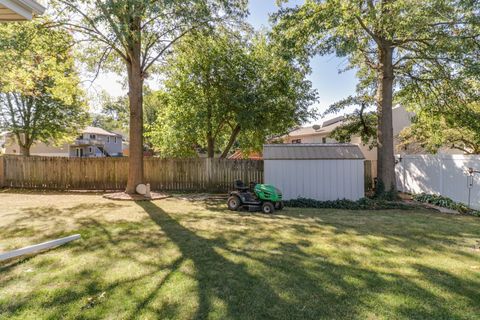 Tiny photo for 3 Kenfield Circle, Bloomington, IL 61704 (MLS # 12491318)