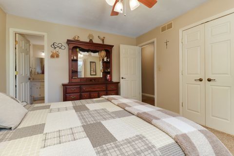Tiny photo for 3 Kenfield Circle, Bloomington, IL 61704 (MLS # 12491318)