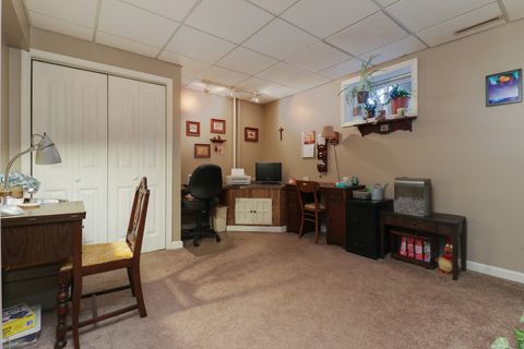 Tiny photo for 3 Kenfield Circle, Bloomington, IL 61704 (MLS # 12491318)