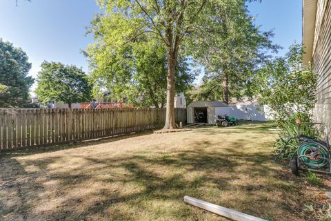 Tiny photo for 3 Kenfield Circle, Bloomington, IL 61704 (MLS # 12491318)