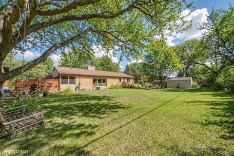 Tiny photo for 6315 Walkup Lane, Crystal Lake, IL 60012 (MLS # 12587445)