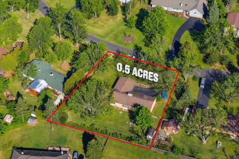 Tiny photo for 6315 Walkup Lane, Crystal Lake, IL 60012 (MLS # 12587445)