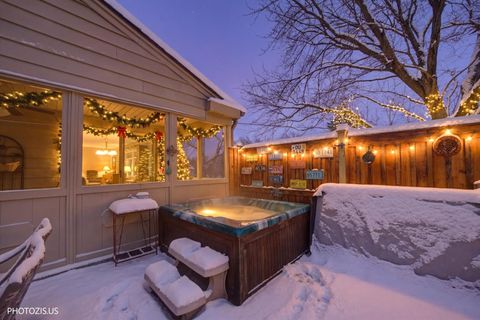 Tiny photo for 6315 Walkup Lane, Crystal Lake, IL 60012 (MLS # 12587445)