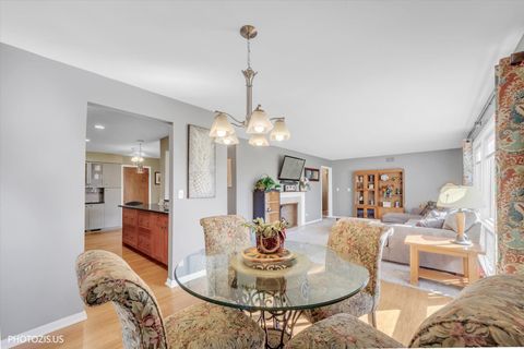 Tiny photo for 6315 Walkup Lane, Crystal Lake, IL 60012 (MLS # 12587445)