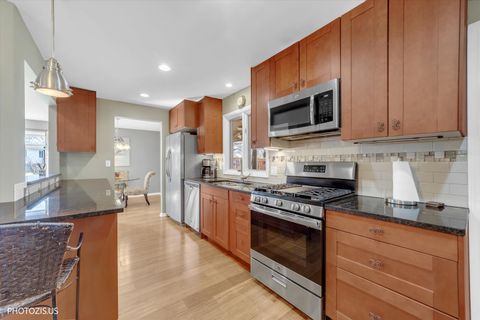 Tiny photo for 6315 Walkup Lane, Crystal Lake, IL 60012 (MLS # 12587445)