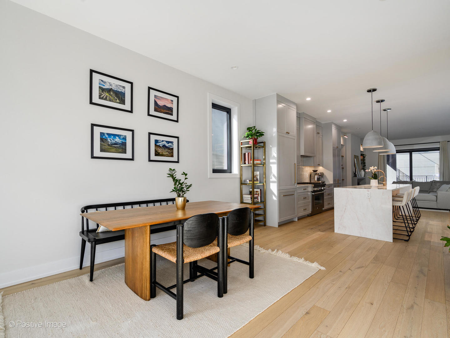 934 N Winchester Avenue 1