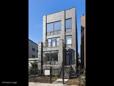 934 N Winchester Avenue 1 Chicago IL 60622