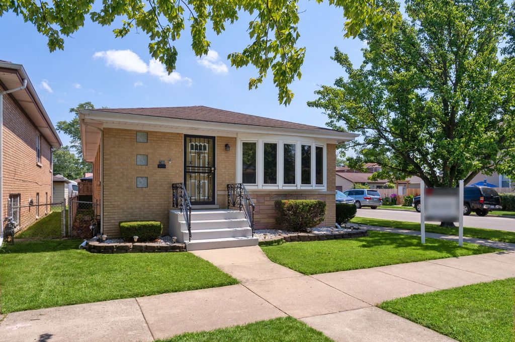 Photo for 2501 Budd Street, River Grove, IL 60171 (MLS # 12507215)