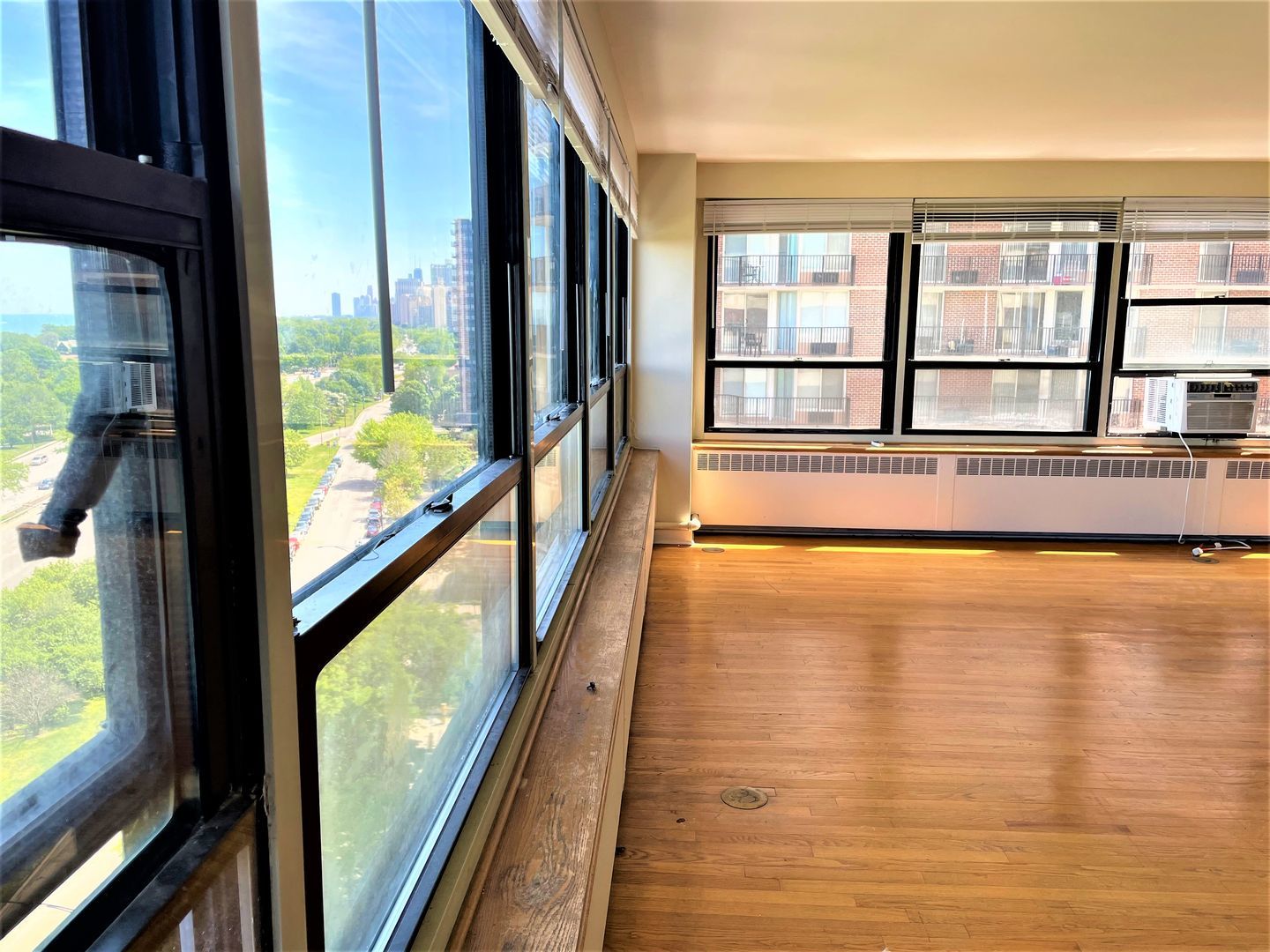 4180 N Marine Drive 1205