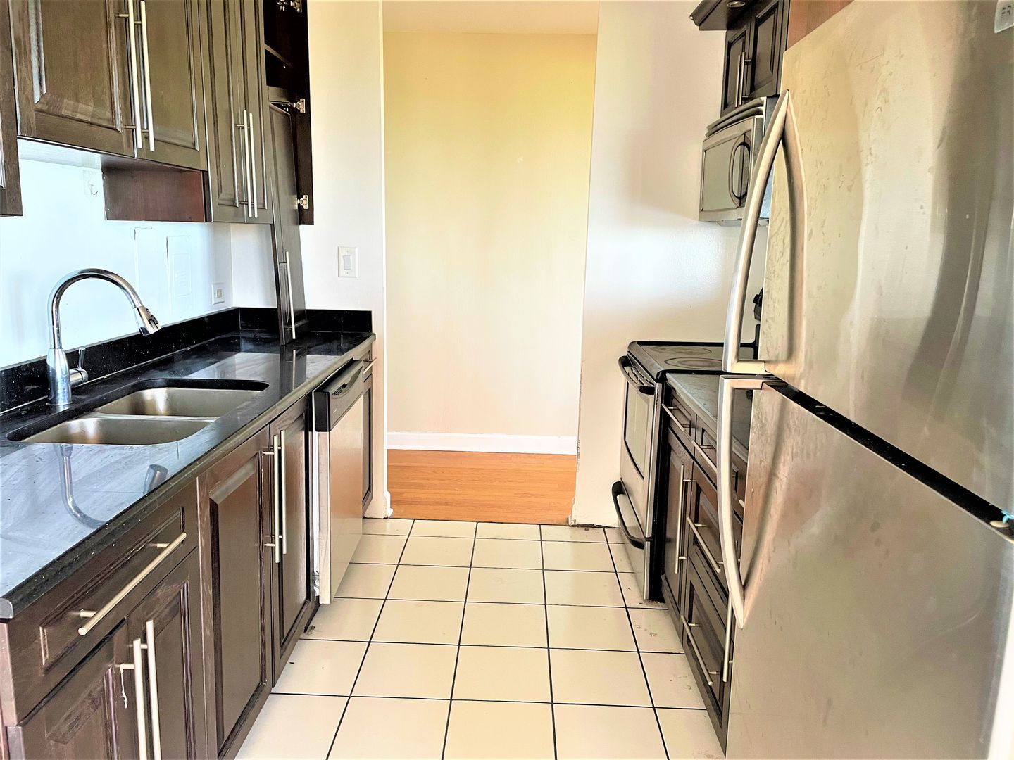 4180 N Marine Drive 1205