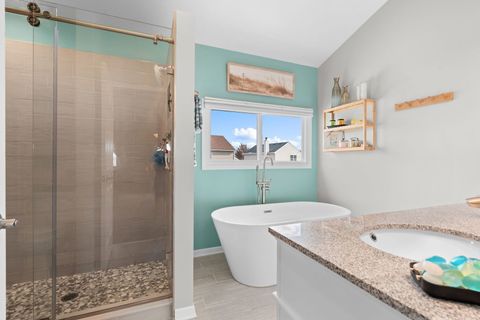 Tiny photo for 1289 WESTPORT RIDGE Rdg, Crystal Lake, IL 60014 (MLS # 12498025)