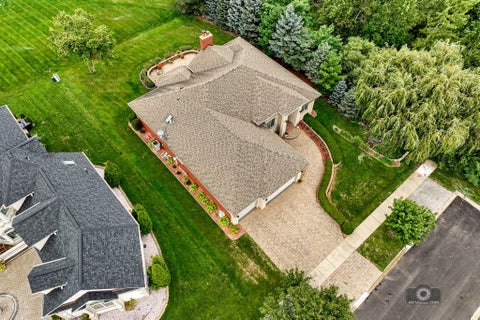 Tiny photo for 16609 Sterling Drive, Lemont, IL 60439 (MLS # 12727011)