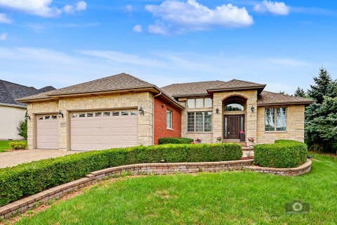 Photo of 16609 Sterling Drive, Lemont, IL 60439 (MLS # 12727011)