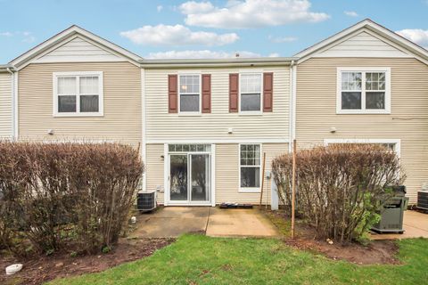 Tiny photo for 2203 Flagstone Lane #2203, Carpentersville, IL 60110 (MLS # 12588323)