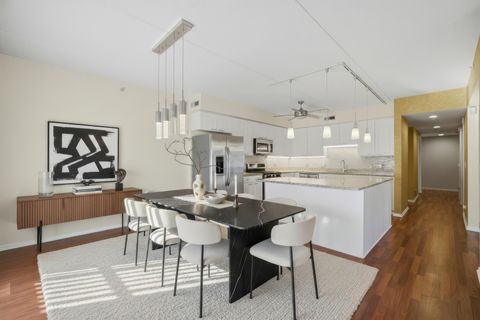 Tiny photo for 115 N Clifton Avenue #103, Park Ridge, IL 60068 (MLS # 12555578)