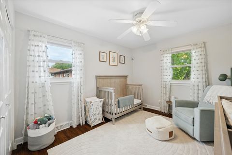 Tiny photo for 481 Sussex Court, Buffalo Grove, IL 60089 (MLS # 12485264)