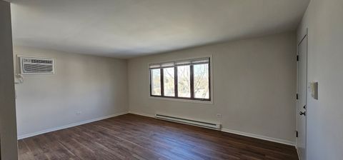 Tiny photo for 7535 Tiffany Drive #3B, Orland Park, IL 60462 (MLS # 12553754)