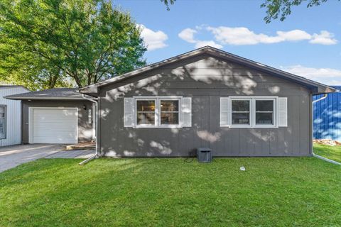 2007 Rebecca Drive Champaign IL 61821