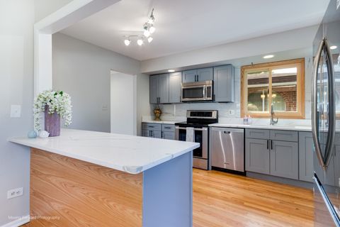 Tiny photo for 2510 Salceda Drive, Northbrook, IL 60062 (MLS # 12476418)