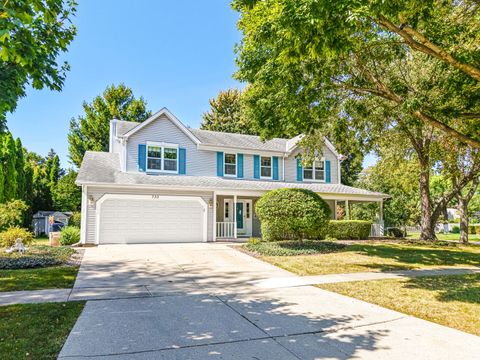 Photo of 730 N LYLE Avenue N, Elgin, IL 60123 (MLS # 12355526)