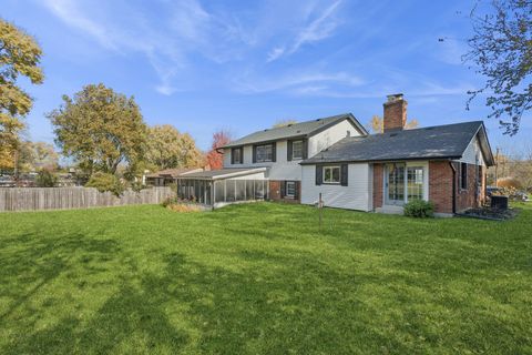 Tiny photo for 7S355 Midfield Drive, Aurora, IL 60506 (MLS # 12499498)