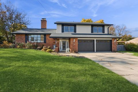 Photo of 7S355 Midfield Drive, Aurora, IL 60506 (MLS # 12499498)