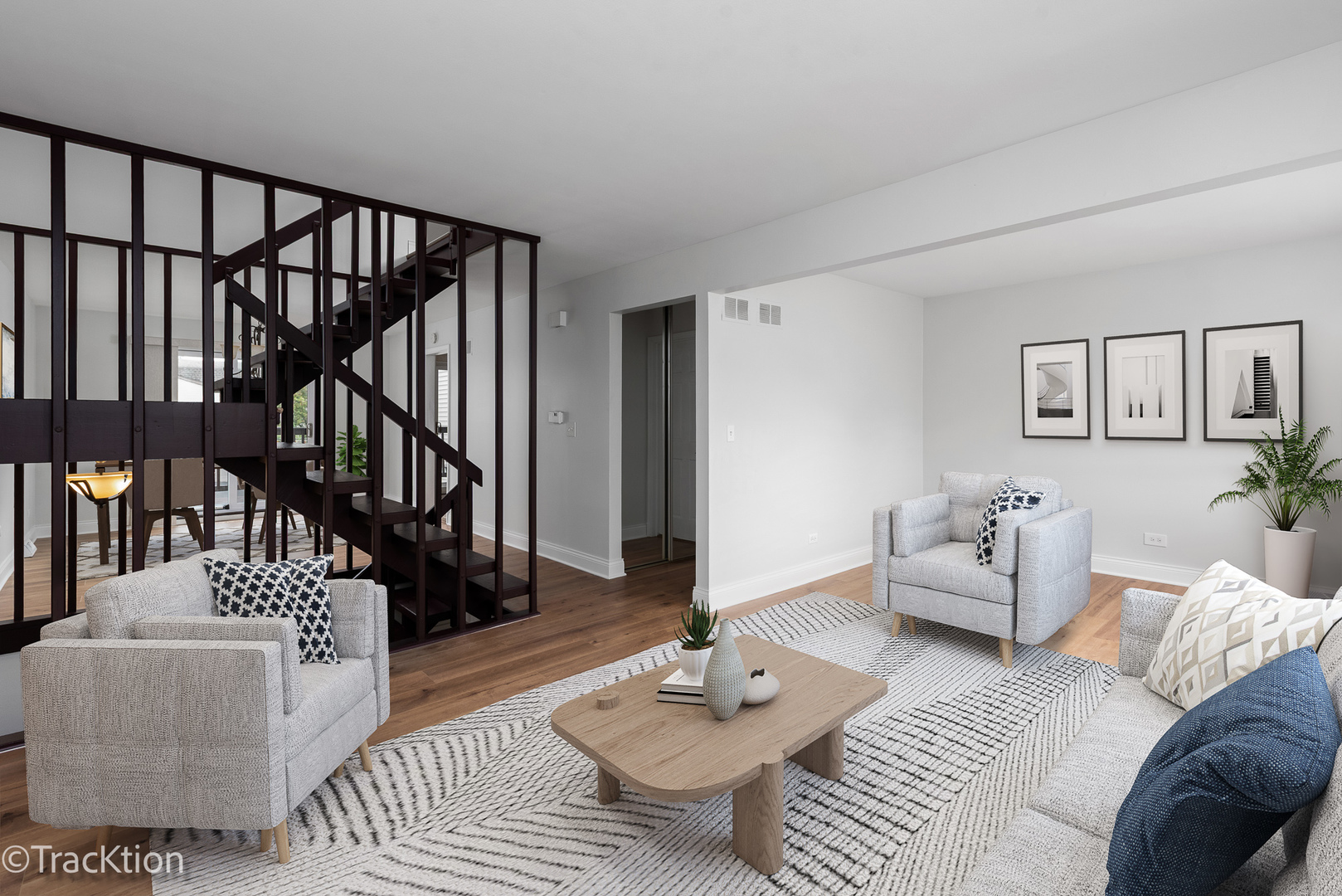 29W425 THORNWOOD Lane