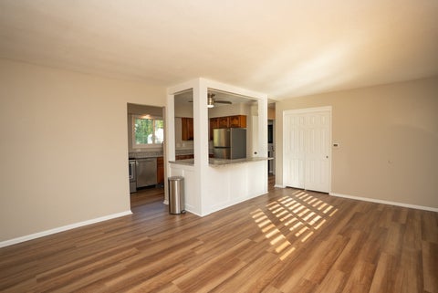 Tiny photo for 1430 Lakewood Drive, Bettendorf, IA 52722 (MLS # 12792401)