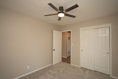 Tiny photo for 1430 Lakewood Drive, Bettendorf, IA 52722 (MLS # 12792401)