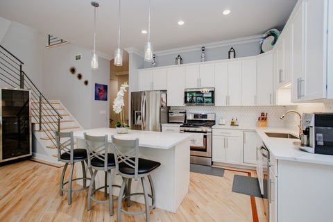 Tiny photo for 11 Rienzi Lane, Highwood, IL 60040 (MLS # 12781043)