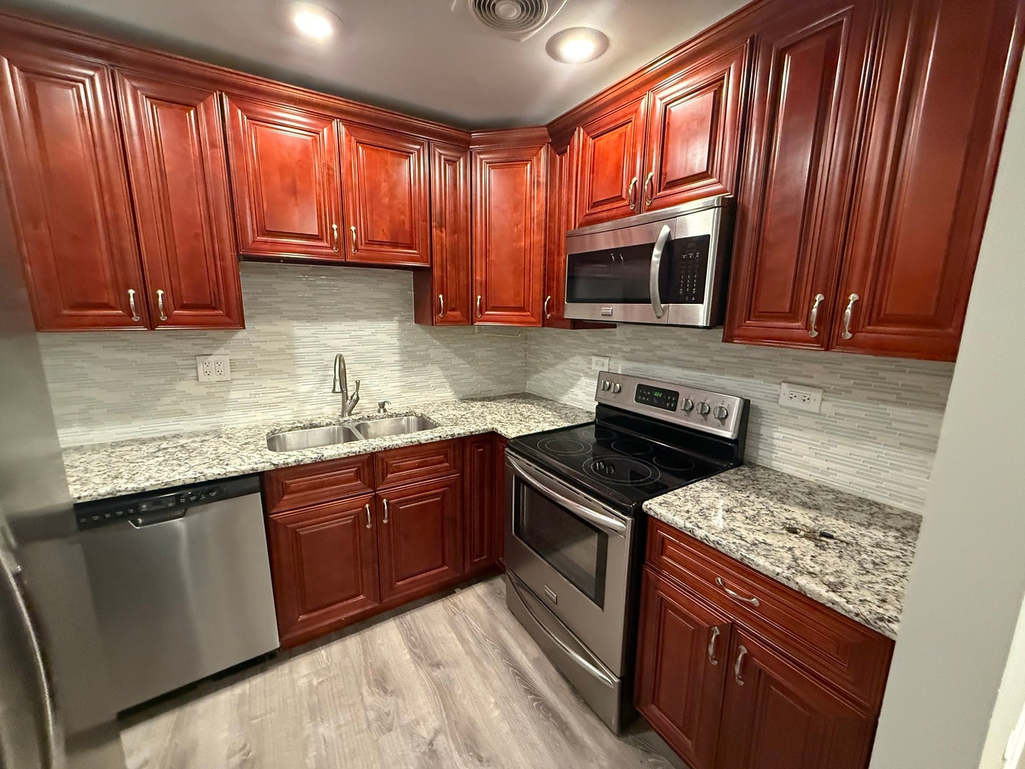 744 W GORDON Terrace 108
