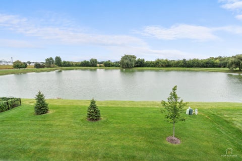 Tiny photo for 695 Kentshire Circle, Elgin, IL 60124 (MLS # 12788096)