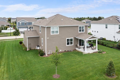 Tiny photo for 695 Kentshire Circle, Elgin, IL 60124 (MLS # 12788096)