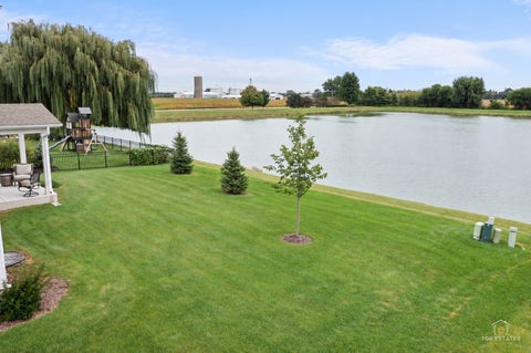 Tiny photo for 695 Kentshire Circle, Elgin, IL 60124 (MLS # 12788096)