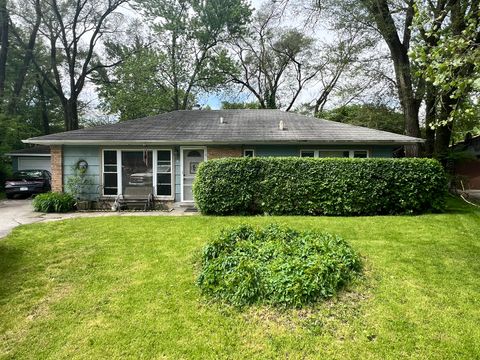 Photo of 6 Monee Court, Park Forest, IL 60466 (MLS # 12341697)