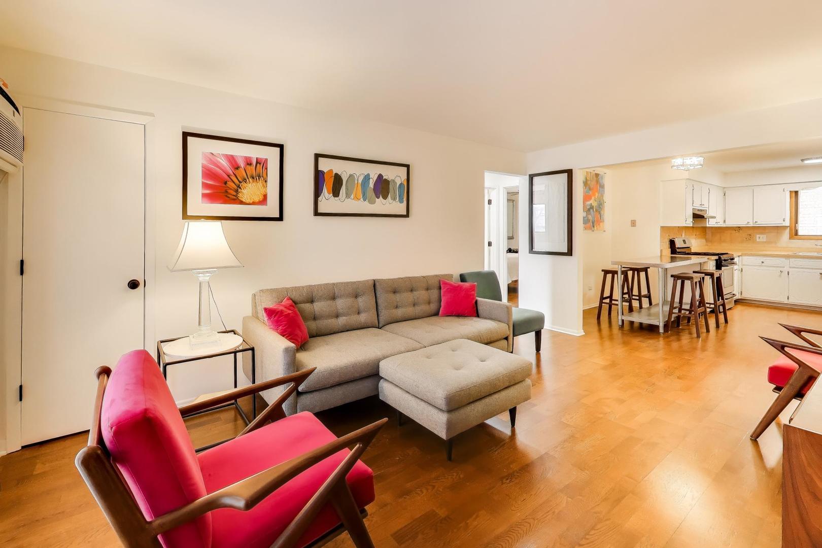 6839 N Northwest Highway 1A