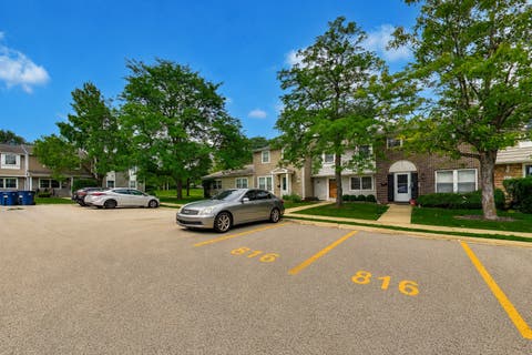 Tiny photo for 816 Mansfield Court, Schaumburg, IL 60194 (MLS # 12702260)