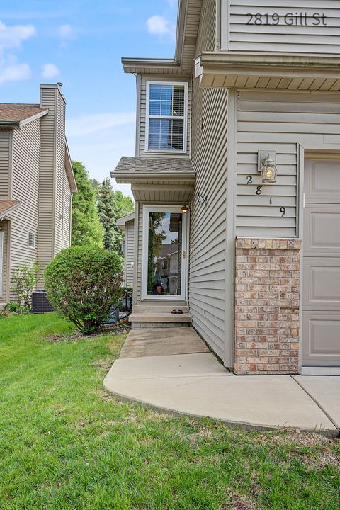 Tiny photo for 2819 Gill Street, Bloomington, IL 61704 (MLS # 12645313)