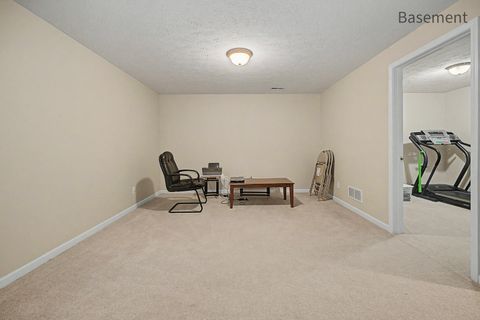 Tiny photo for 2819 Gill Street, Bloomington, IL 61704 (MLS # 12645313)