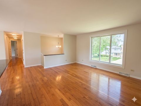 Tiny photo for 10809 N Church Street, Huntley, IL 60142 (MLS # 12663384)