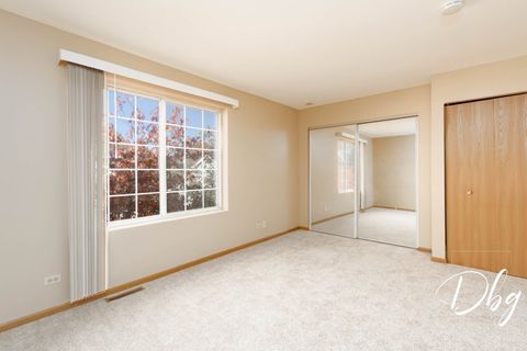 Tiny photo for 31 S TREEHOUSE Lane #31, Round Lake, IL 60073 (MLS # 12508123)