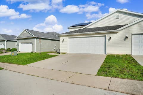 Tiny photo for 3314 Boulder Ridge Drive, Champaign, IL 61822 (MLS # 12700302)
