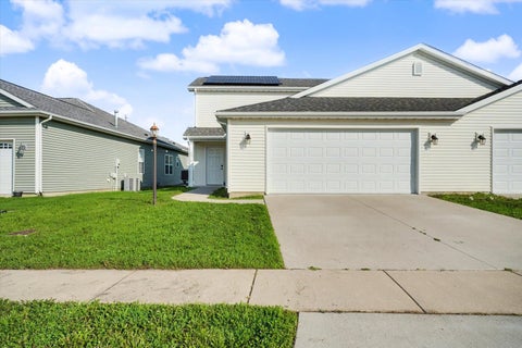 Photo of 3314 Boulder Ridge Drive, Champaign, IL 61822 (MLS # 12700302)