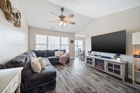 Tiny photo for 1281 N Red Oak Circle #3, Round Lake Beach, IL 60073 (MLS # 12553802)