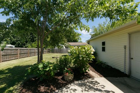 Tiny photo for 614 6TH Street, Colona, IL 61241 (MLS # 12682872)