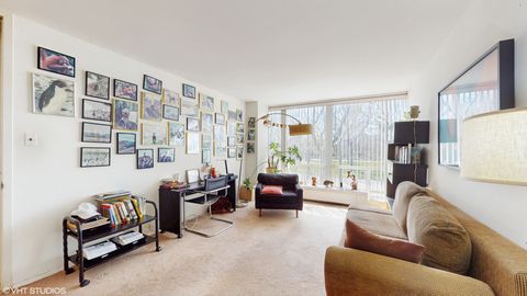 Tiny photo for 601 E 32nd Street #211, Chicago, IL 60616 (MLS # 12502618)