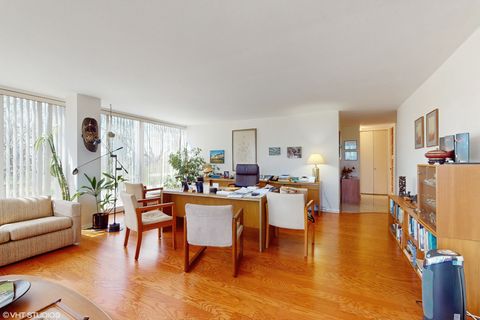 Tiny photo for 601 E 32nd Street #211, Chicago, IL 60616 (MLS # 12502618)