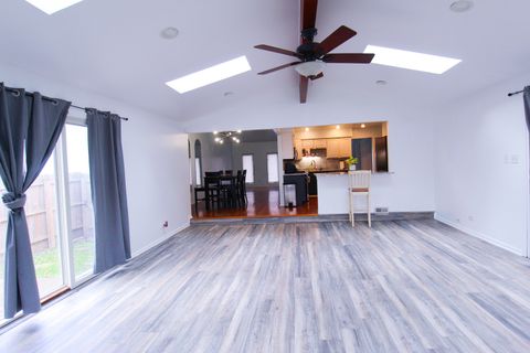 Tiny photo for 4329 Applewood Lane, Matteson, IL 60443 (MLS # 12404298)