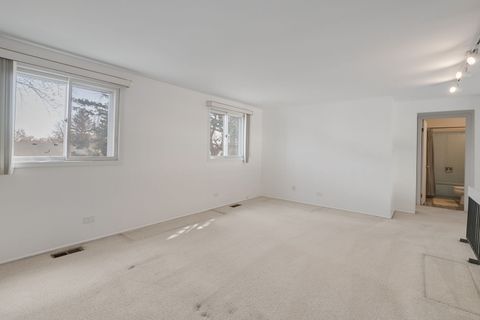 Tiny photo for 736 Clohesey Drive, Buffalo Grove, IL 60089 (MLS # 12597340)